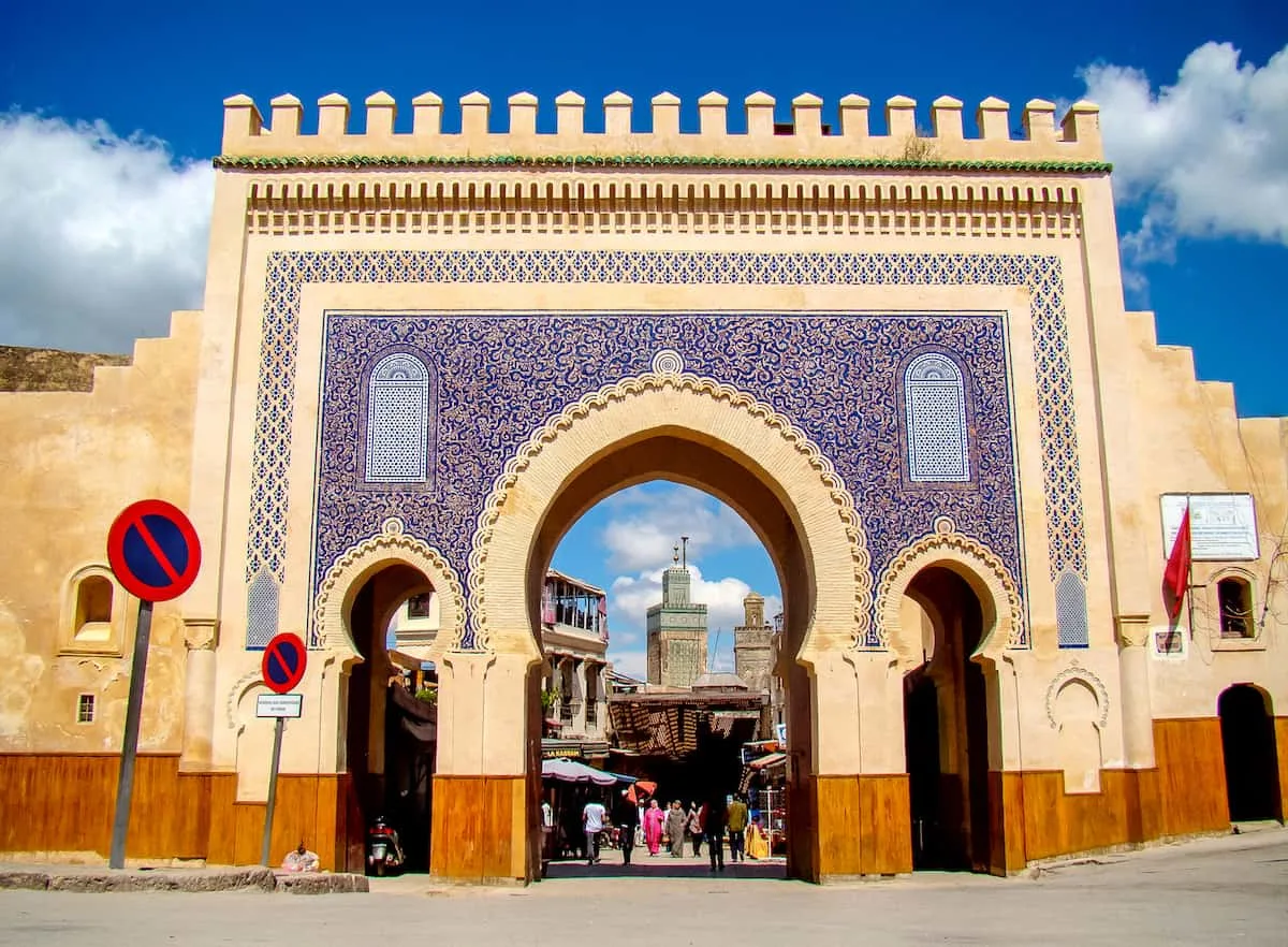 Take a photo of the Bab Bou Jeloud (The Blue Gate)