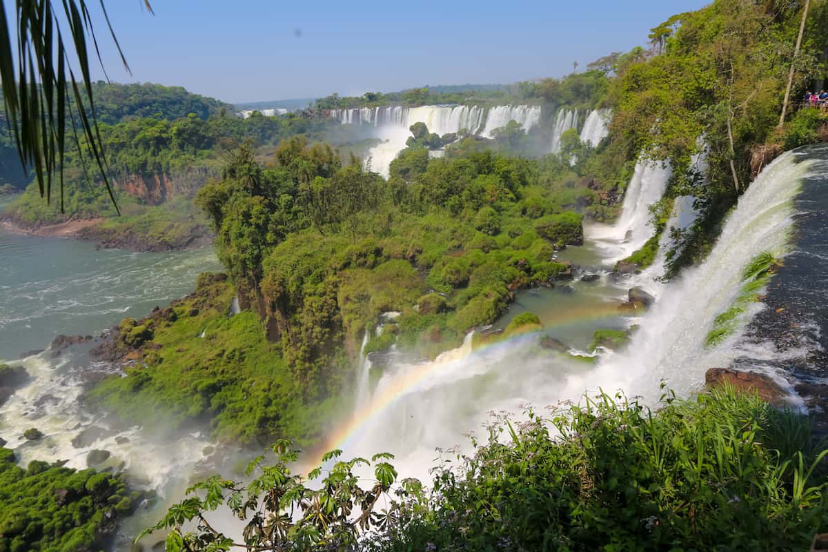 The Complete Guide to Visit Iguazu Falls from Argentina and Brazil