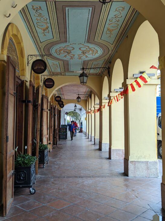 Recorrer el centro histórico es uno de las cosas imprescindibles que hacer en cuenca. 