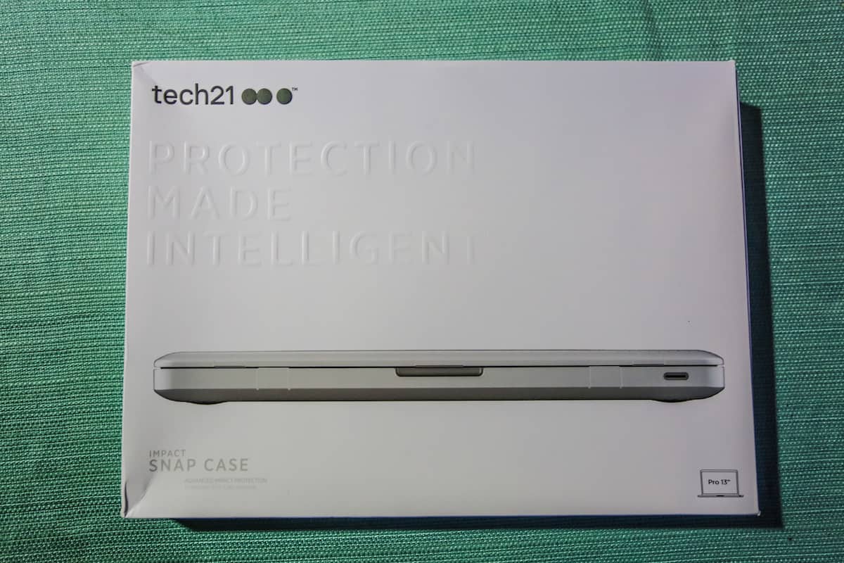 tech21 macbook pro case