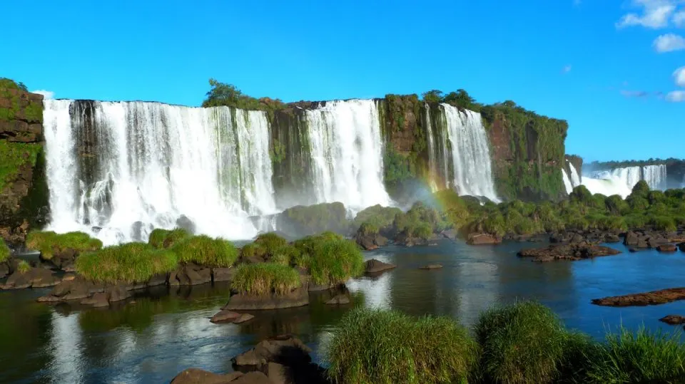 How to get to Iguazu Falls from Brazil