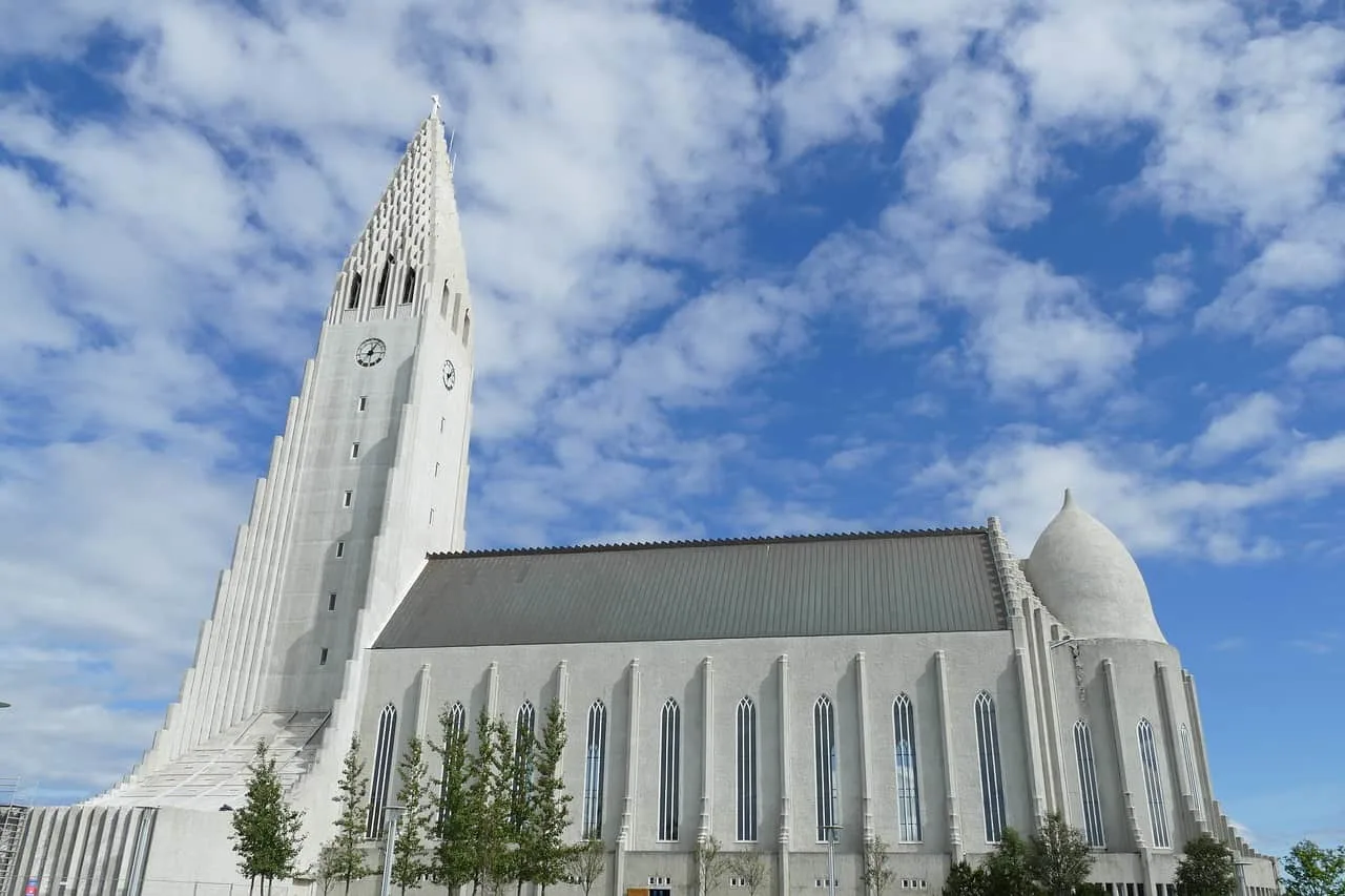 reykjavik-1601314_1280